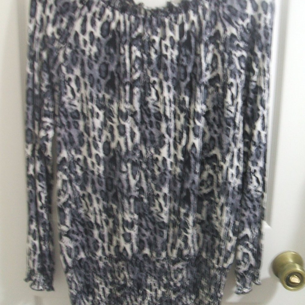 CHA CHA VENTE ANIMAL PRINT TOP sz s